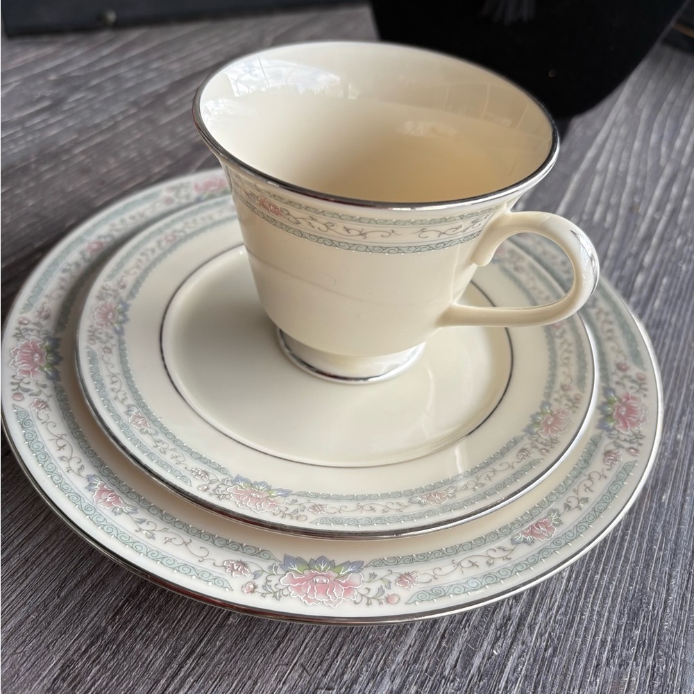 Vintage Lenox Charleston tea cup salad plate